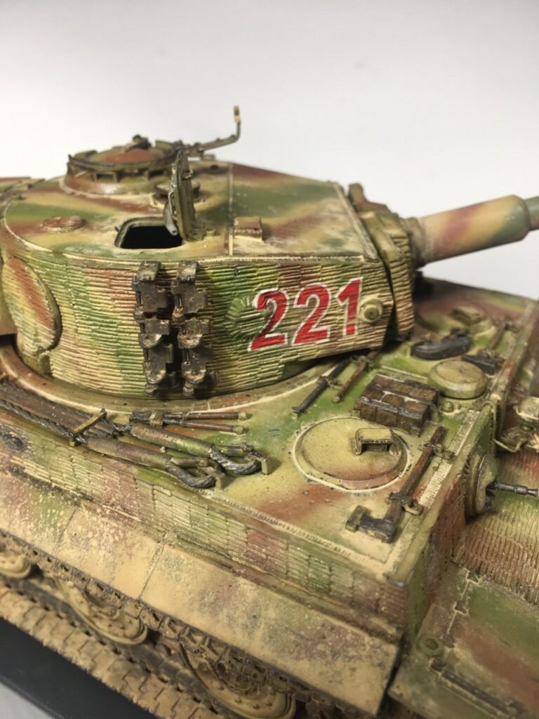 B02