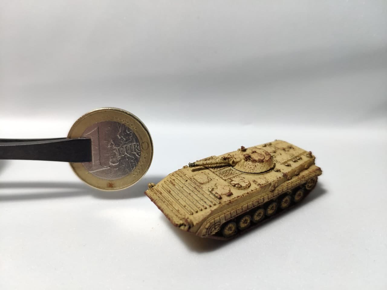 B18