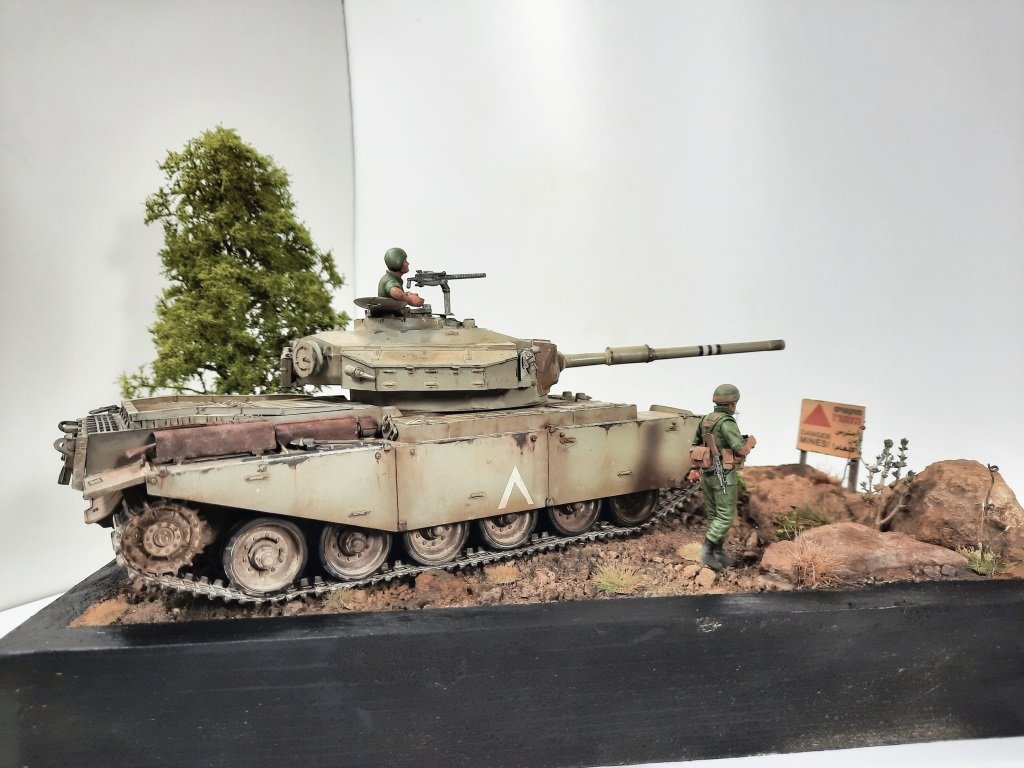 D16